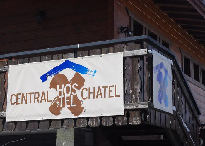 Central Hostel Chatel * シャテル