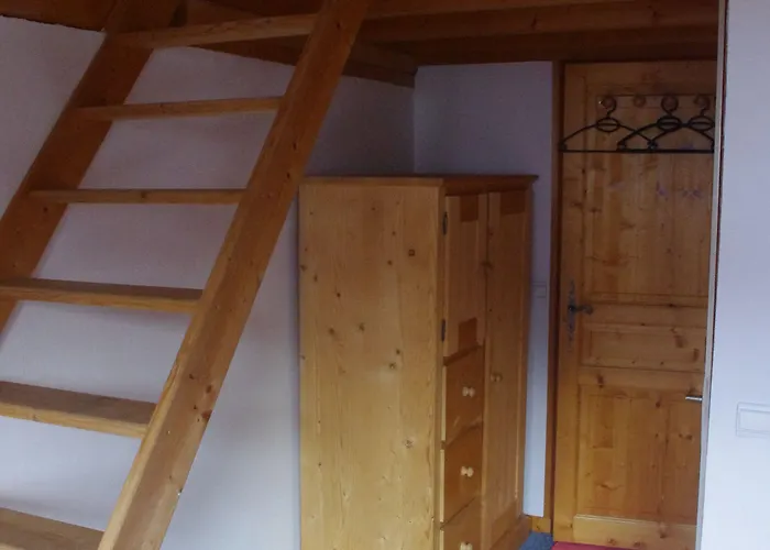 Central Hostel Chatel ホステル シャテル