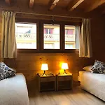 Central Hostel Chatel *