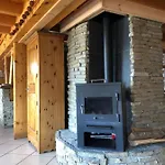 Central Hostel Chatel Ostello