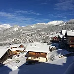Central Hostel Chatel Châtel