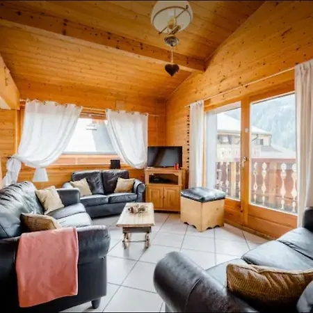 Central Hostel Chatel *