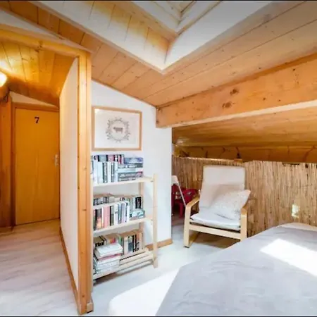 Central Hostel Chatel * Châtel