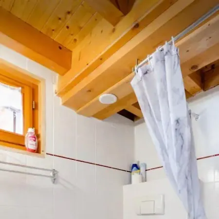 Central Hostel Chatel Hostel