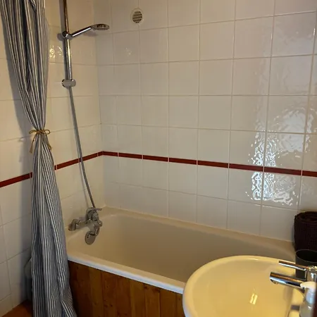 ホステル Central Hostel Chatel *
