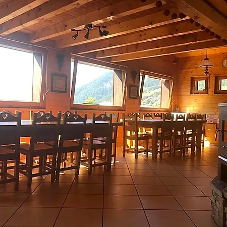 Hostel Central Hostel Chatel Châtel