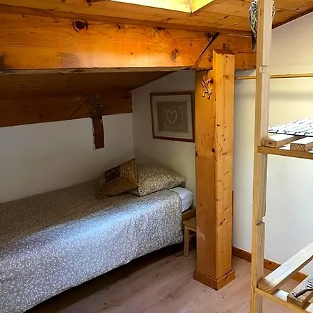 Central Hostel Chatel Хостел Шатель