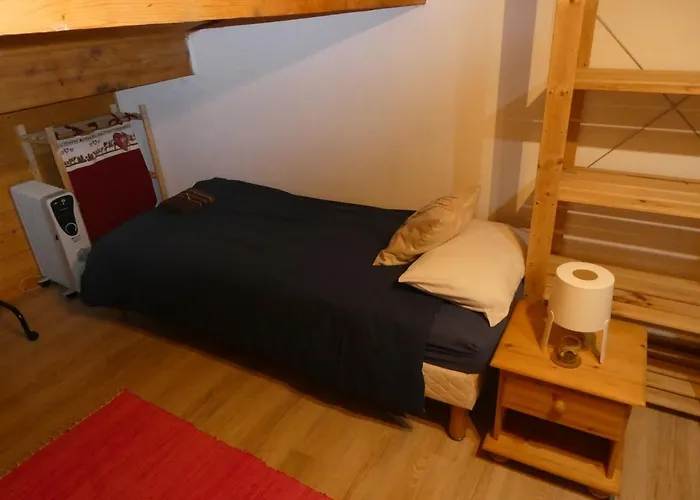 Hostel Central Hostel Chatel Chatel