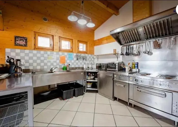 Ostello Central Hostel Chatel Châtel