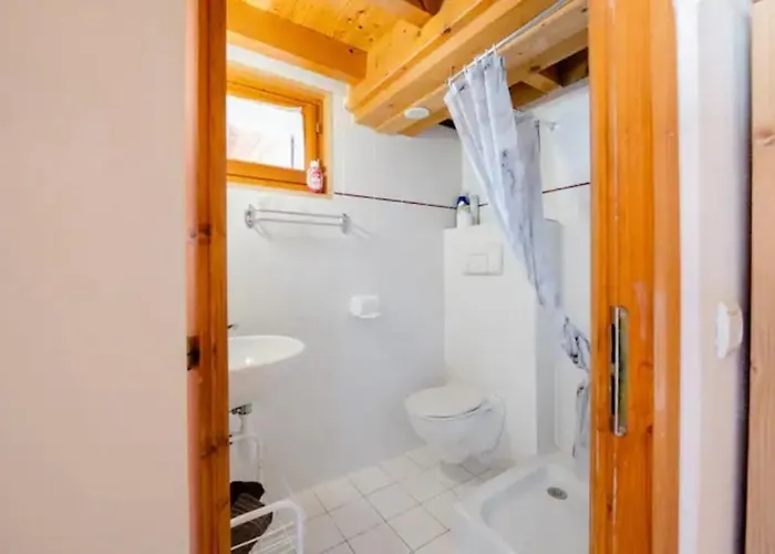 Hostel Central Hostel Chatel