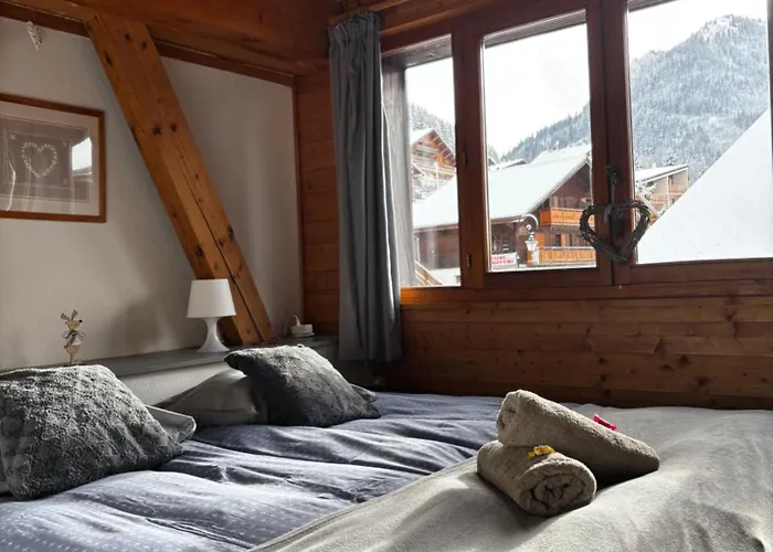 Central Hostel Chatel Ostello *