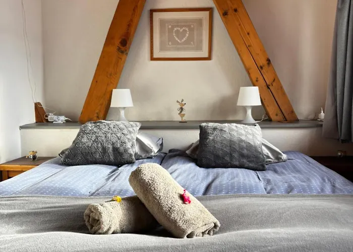 Central Hostel Chatel