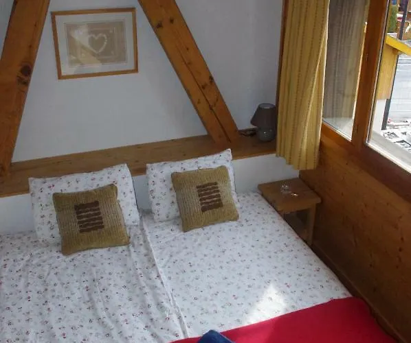 Ostello Central Hostel Chatel *